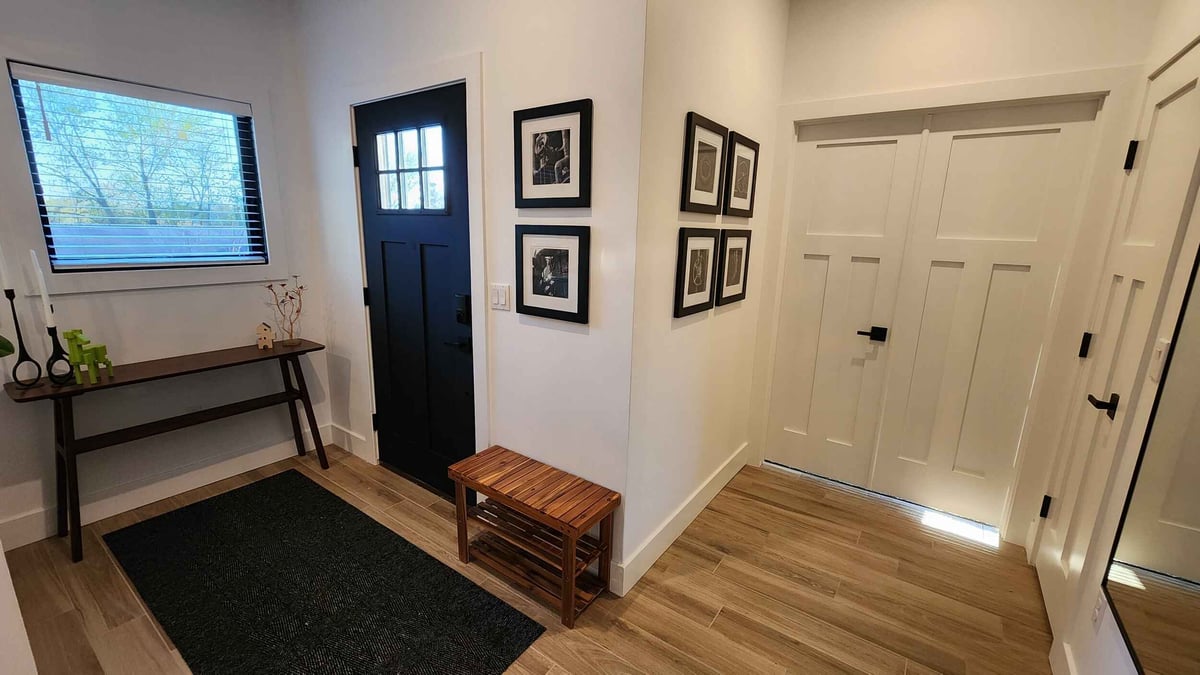Entryway 1